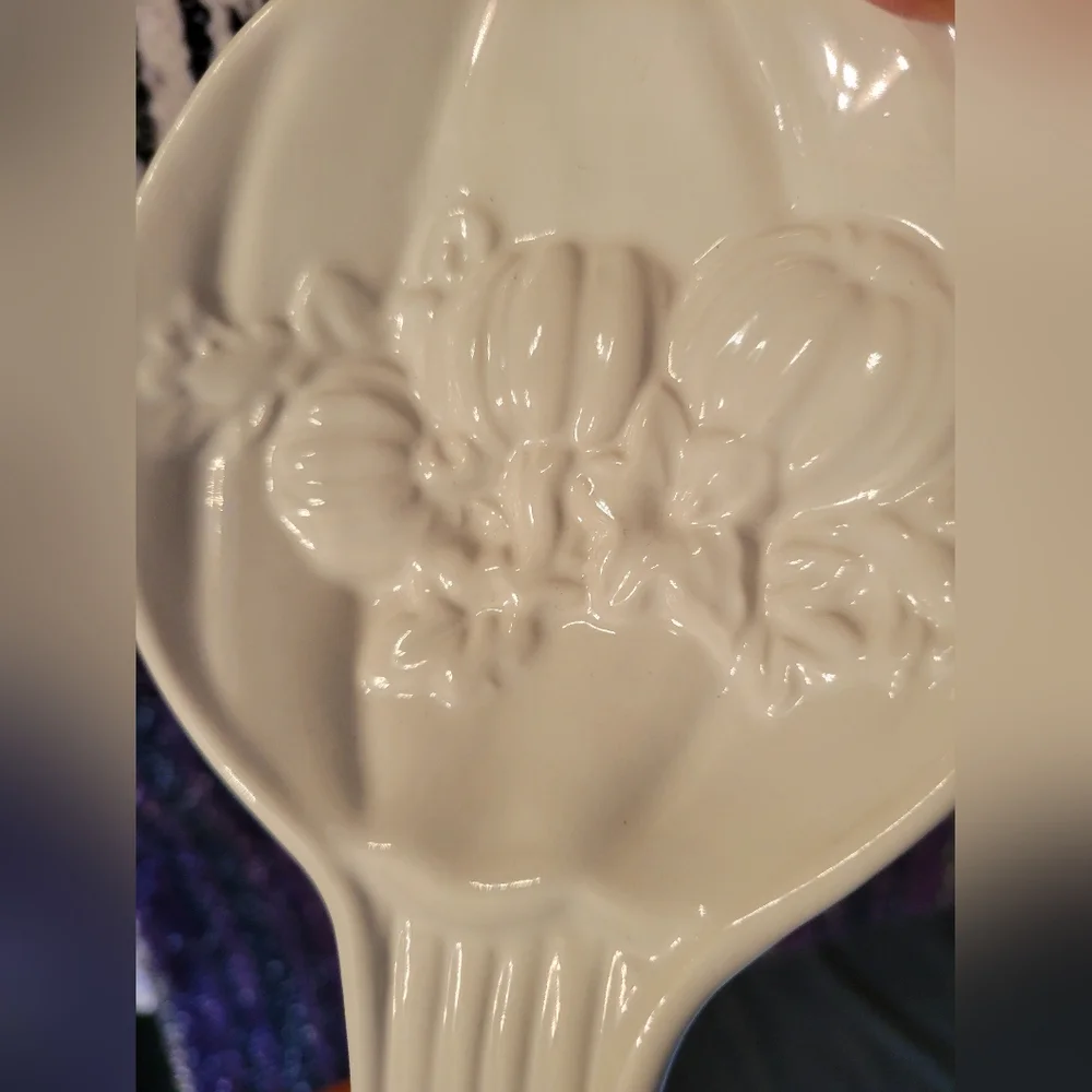 Pumpkin themed spoon rest